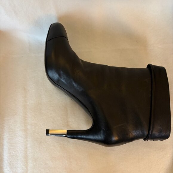 Chanel black leather heeled ankle booties logo boots size 38 Bottines - Picture 15 of 15